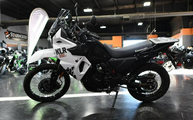 2025 Kawasaki KLR650 S Pearl Crystal White/Metallic Carbon Gray Pearl Crystal WhiteMetallic Carbon Gray