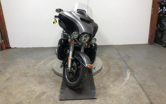 2017 Harley-Davidson® Electra Glide Ultra Limited - FP8268