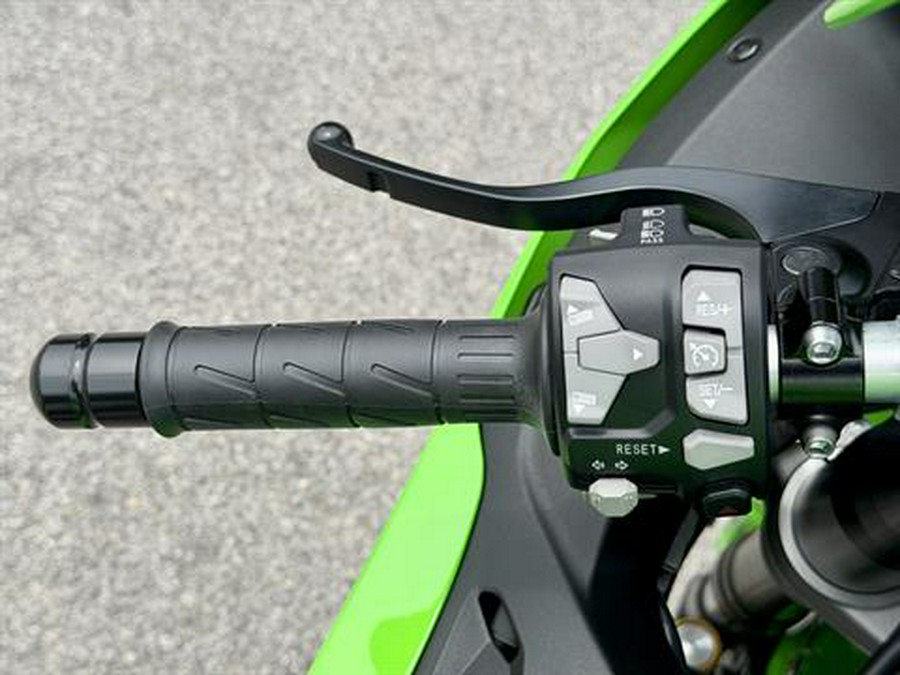2026 Kawasaki Ninja® ZX™-10R ABS