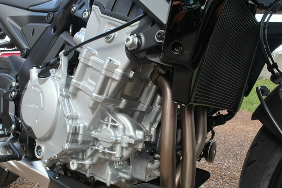 2026 CFMOTO NK 675