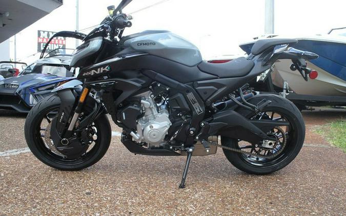 2026 CFMOTO NK 675