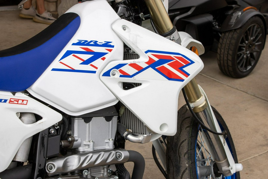 2023 SUZUKI DR-Z400SM