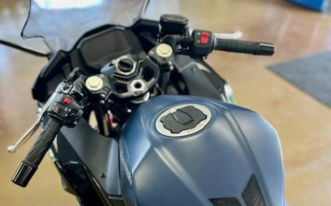 2026 Kawasaki Ninja® 500 SE ABS