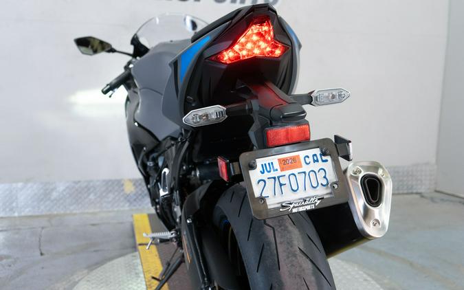 2025 Kawasaki Ninja® ZX™-6R KRT Edition ABS