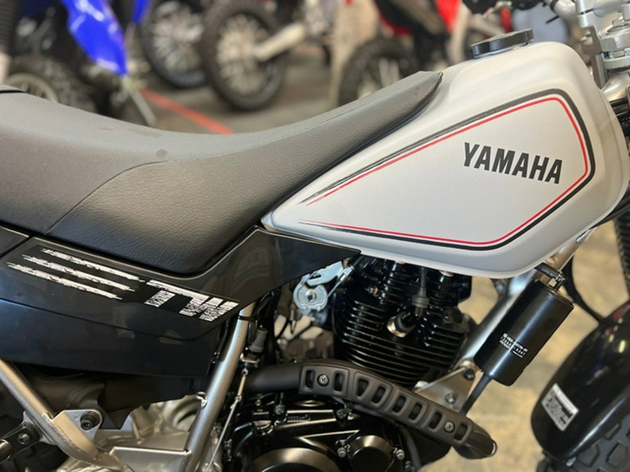2027 Yamaha TW 200