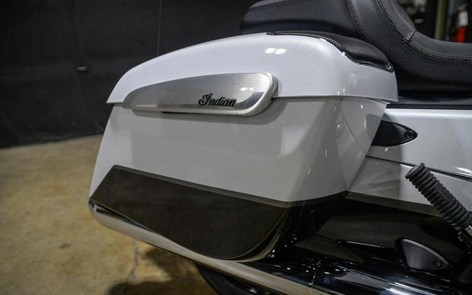 2024 Indian Motorcycle® Challenger® Limited with PowerBand Audio Package Ghost White Metallic