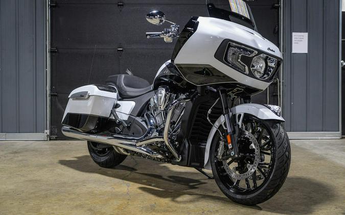 2024 Indian Motorcycle® Challenger® Limited with PowerBand Audio Package Ghost White Metallic