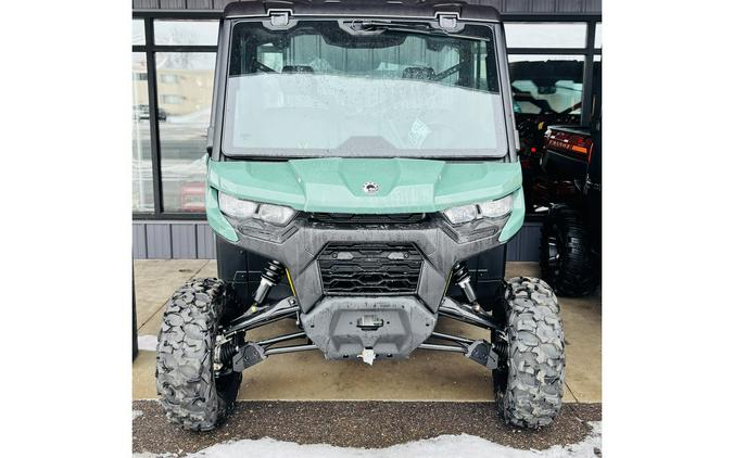 2026 Can-Am SSV DEF DPSCAB 65 HD9 GN 26 DPS CAB HD9