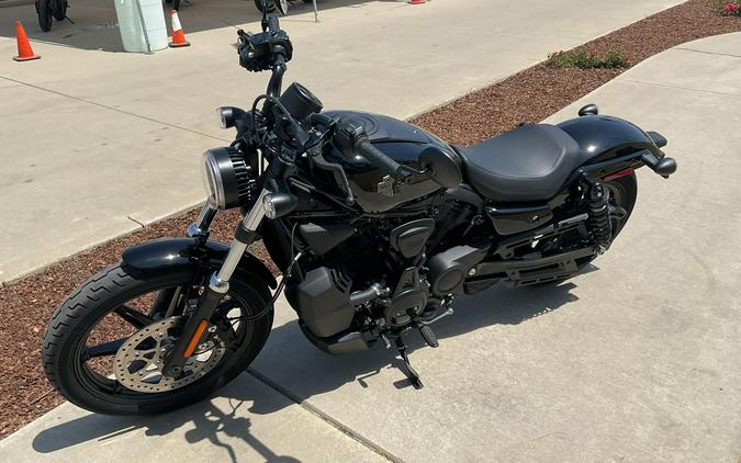 RH975 2026 Nightster®