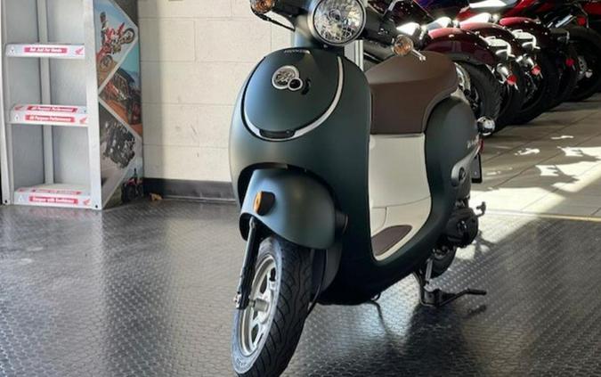 2023 Honda® Metropolitan