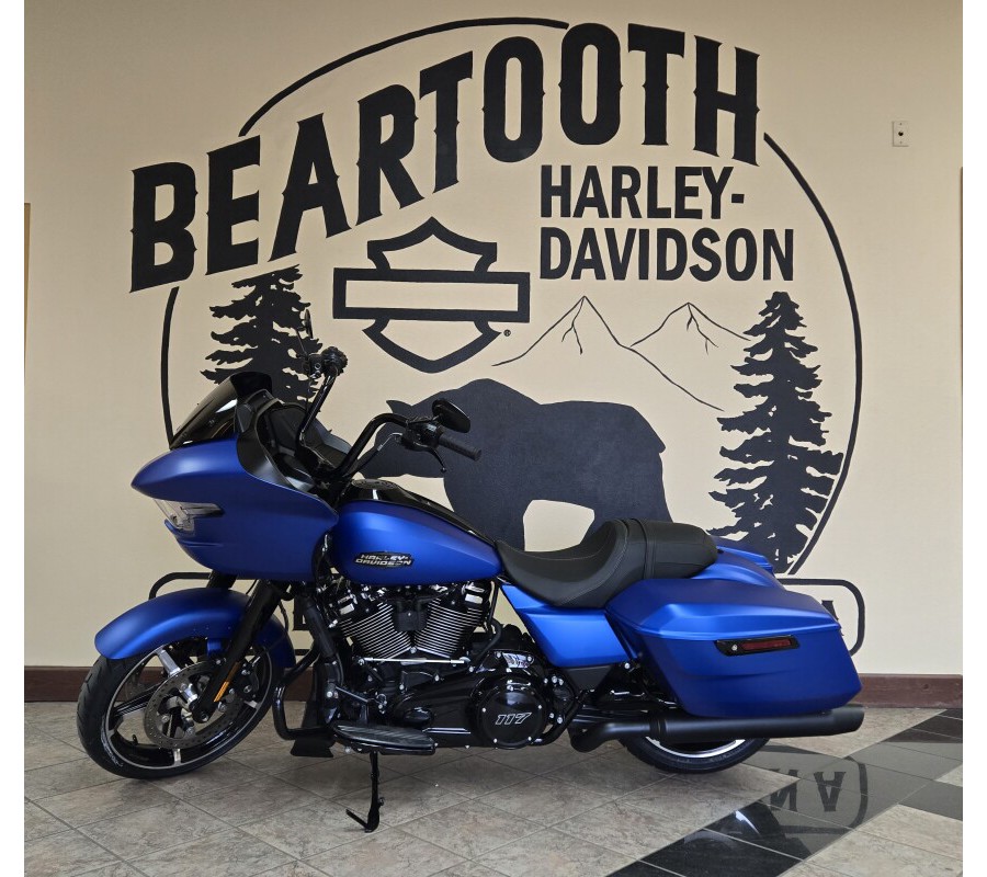 2026 Harley-Davidson® Road Glide® Aurora Blue Denim - Black