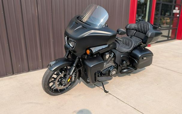 2026 Indian Motorcycle® Roadmaster® PowerPlus Dark Horse® Black Smoke
