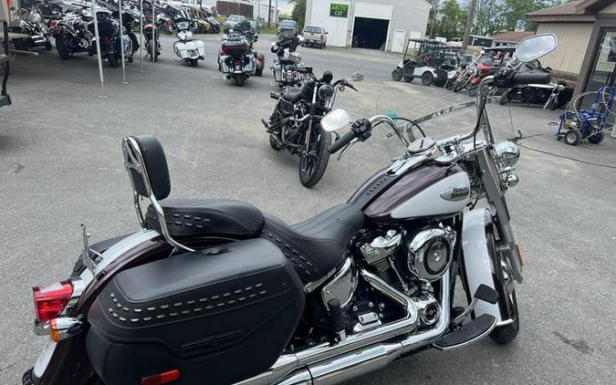 2021 Harley-Davidson® FLHC - Heritage Classic