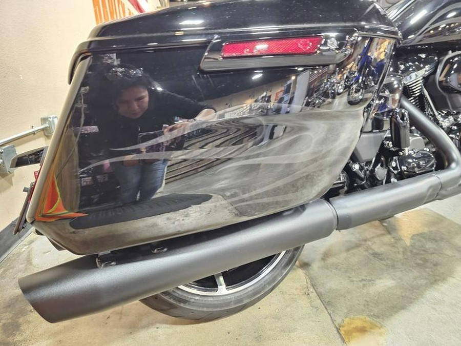 2025 Harley-Davidson® FLTRX - Road Glide®