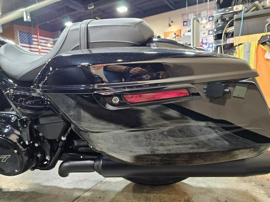 2025 Harley-Davidson® FLTRX - Road Glide®