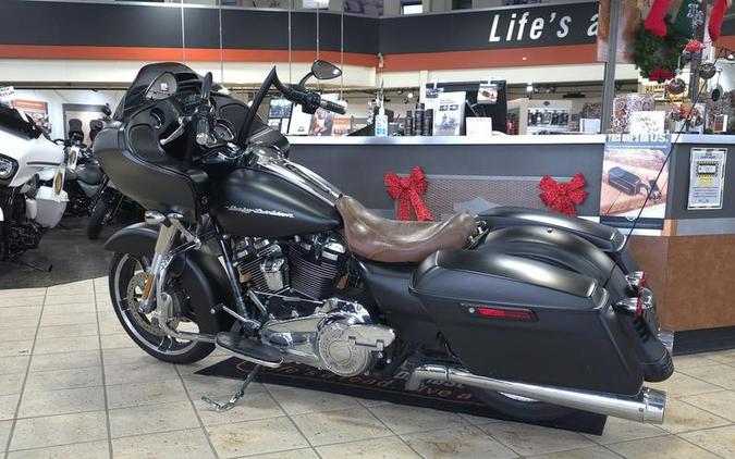 2017 Harley-Davidson® FLTRXS - Road Glide® Special