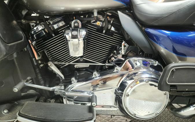 2017 Harley-Davidson® Electra Glide Ultra Limited - U7321