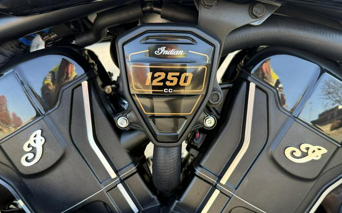 2026 Indian Motorcycle® 101 Scout® Black Crystal with Super Graphite