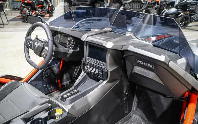 2024 Polaris Slingshot® Slingshot® R AutoDrive Phantom Gray