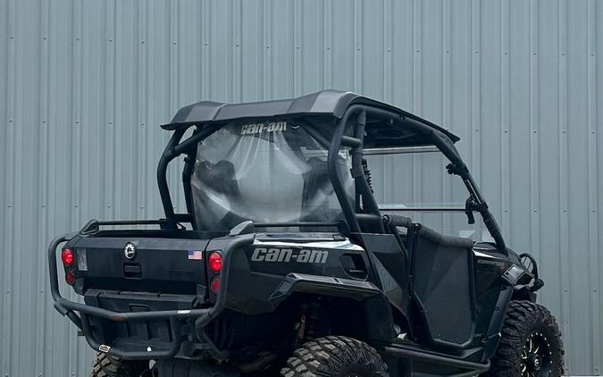 2017 Can-Am® Commander™ XT-P™ 1000