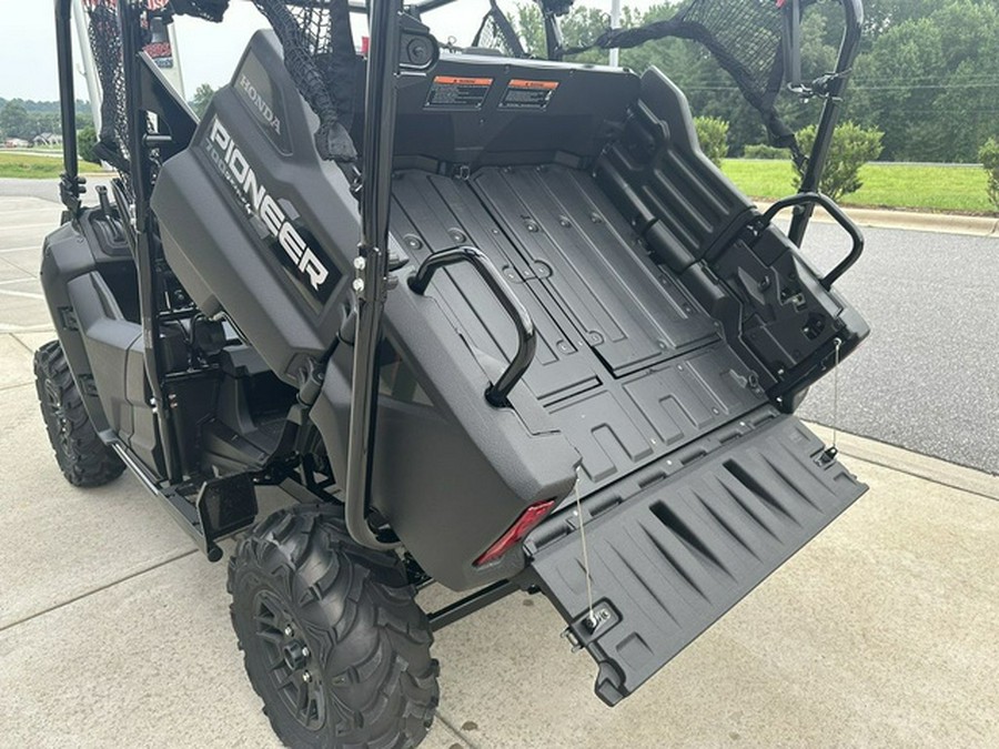 2025 Honda Pioneer 700-4 Deluxe