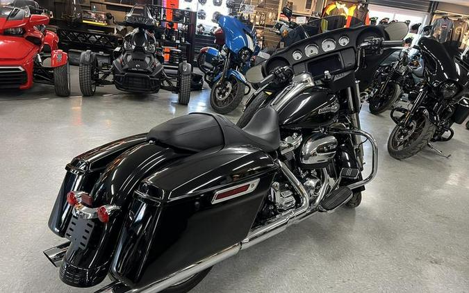 2022 Harley-Davidson® FLHX - Street Glide®