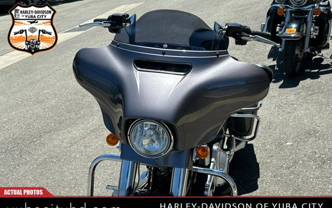 2015 Harley-Davidson FLHXS