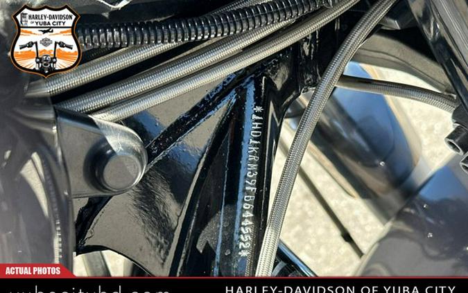 2015 Harley-Davidson FLHXS