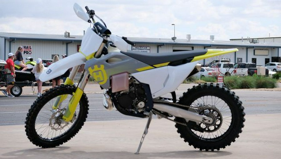 New 2024 HUSQVARNA TX 300 WHITE