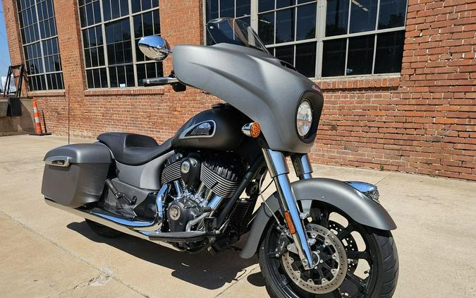 2020 Indian Motorcycle® Chieftain® Titanium Smoke