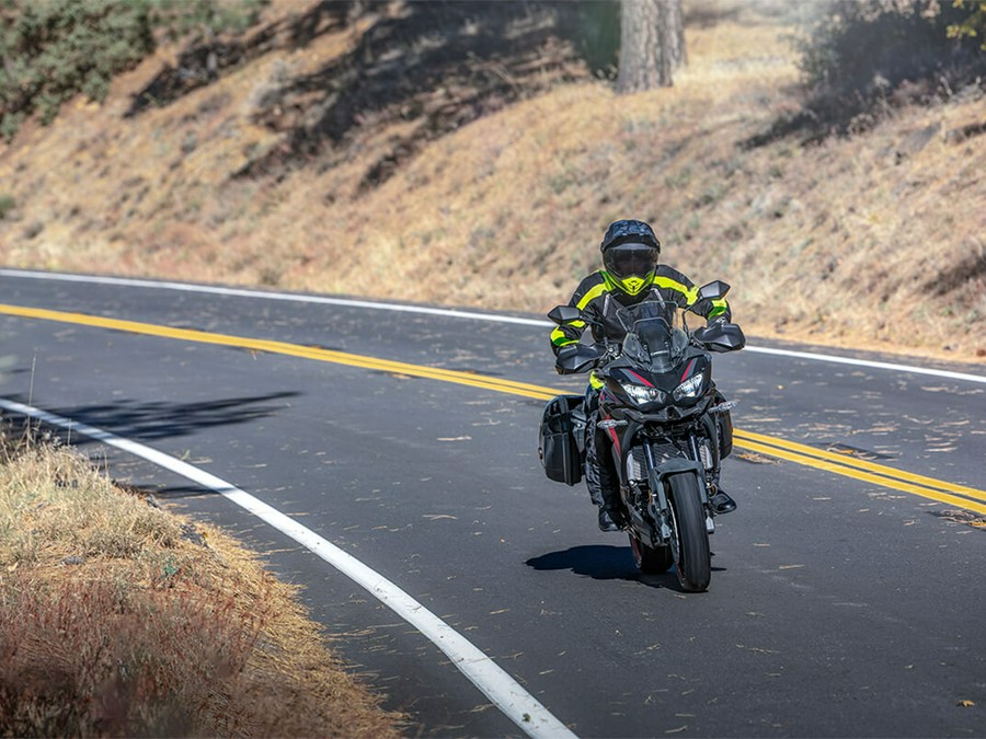 2024 Kawasaki Versys 650 LT ABS