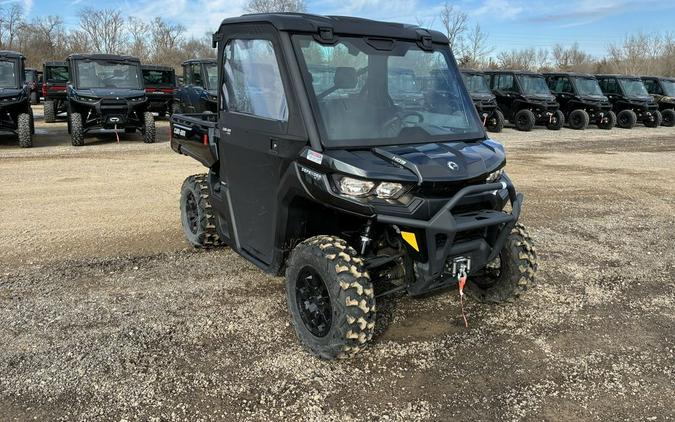 2025 Can-Am Defender XT HD9