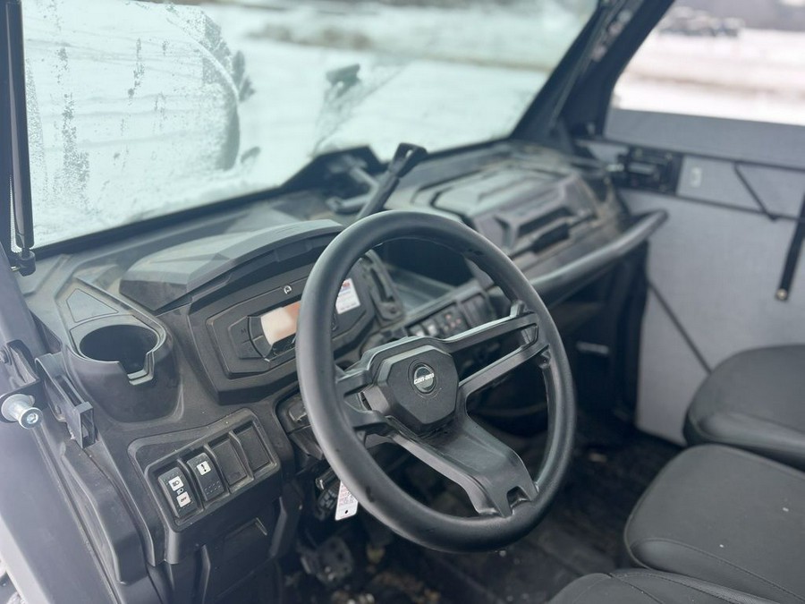 2025 Can-Am Defender XT HD9