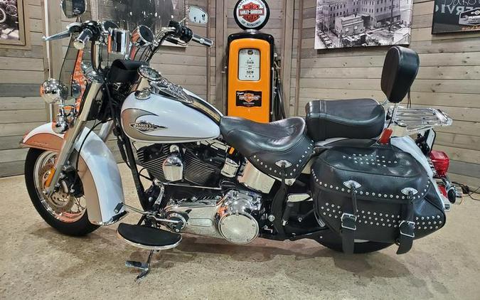 2009 Harley-Davidson® FLSTC - Heritage Softail®