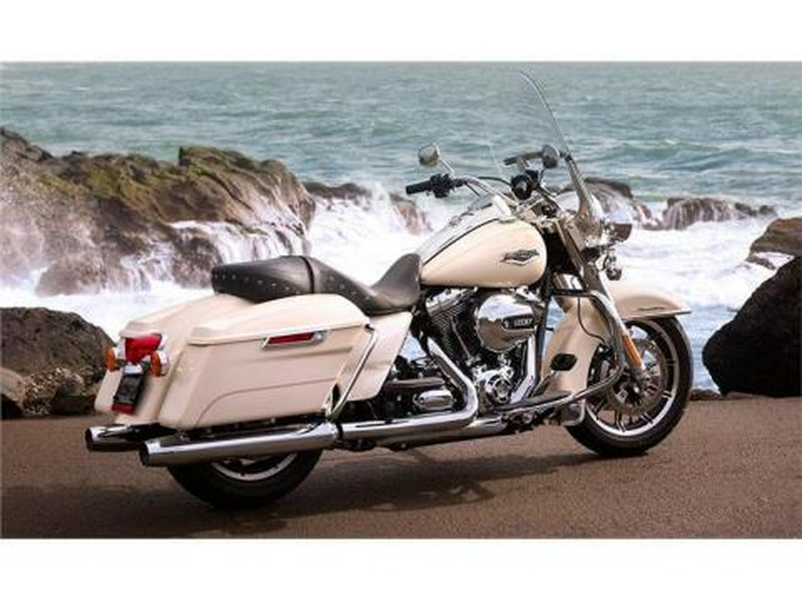 2015 Harley-Davidson Road King®