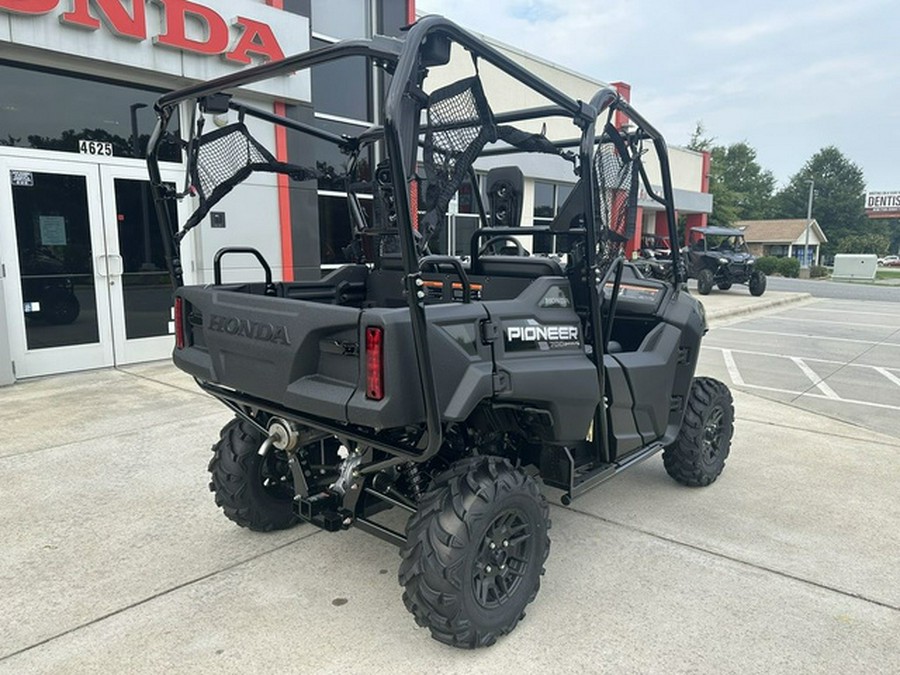 2025 Honda Pioneer 700-4 Deluxe