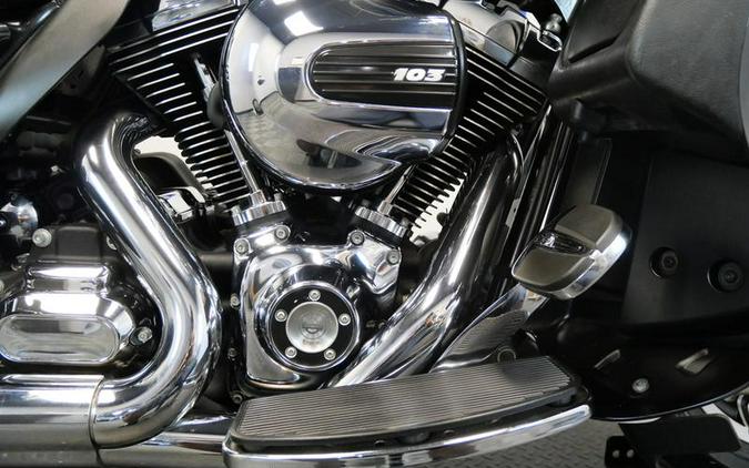 2014 Harley-Davidson® FLHTCU - Electra Glide® Ultra Classic®