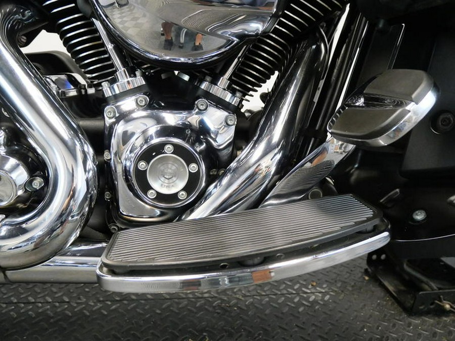 2014 Harley-Davidson® FLHTCU - Electra Glide® Ultra Classic®