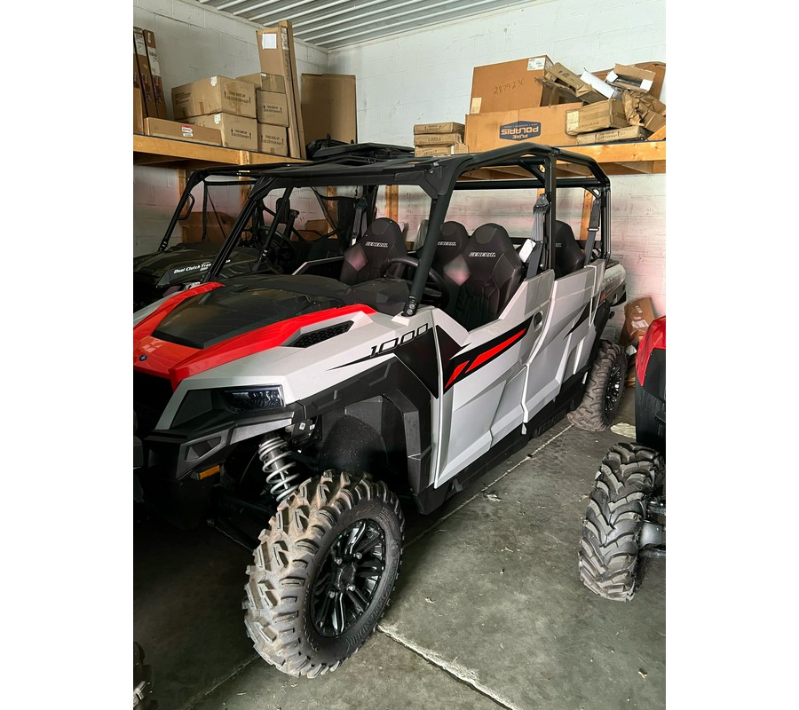 2025 Polaris General 4 1000 Sport