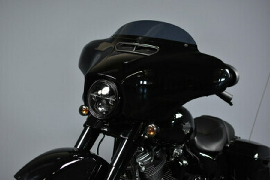 2022 Harley-Davidson Street Glide Special