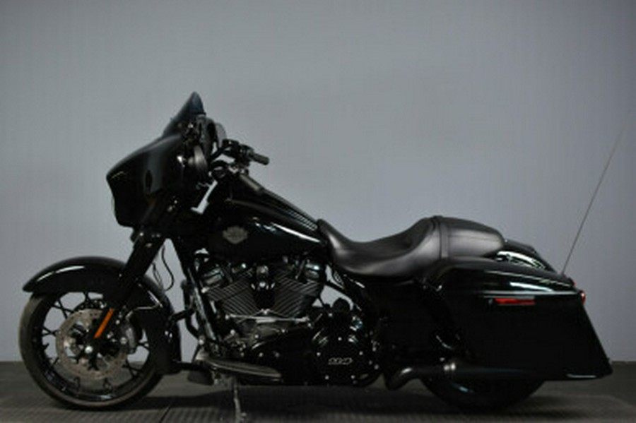 2022 Harley-Davidson Street Glide Special