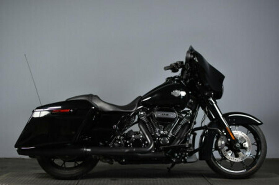 2022 Harley-Davidson Street Glide Special