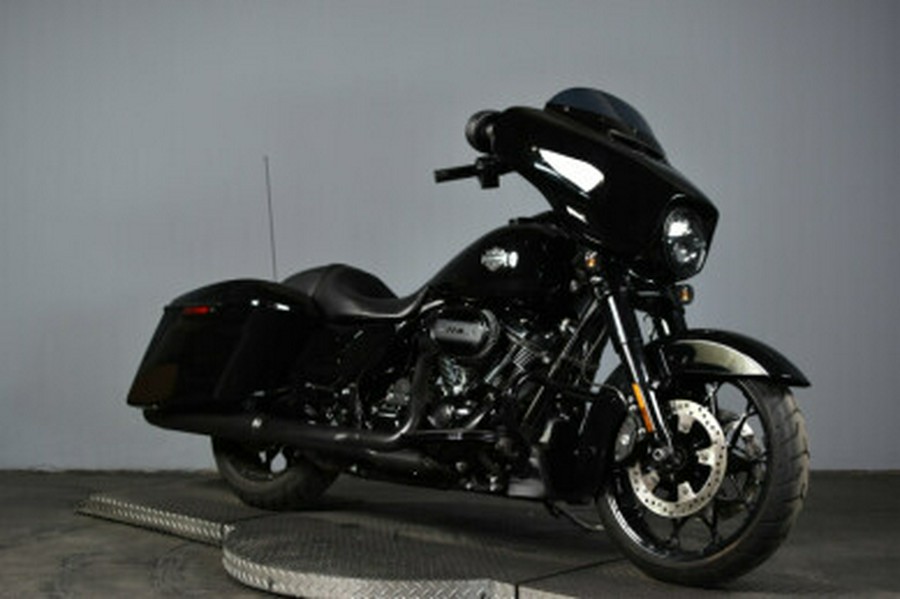 2022 Harley-Davidson Street Glide Special