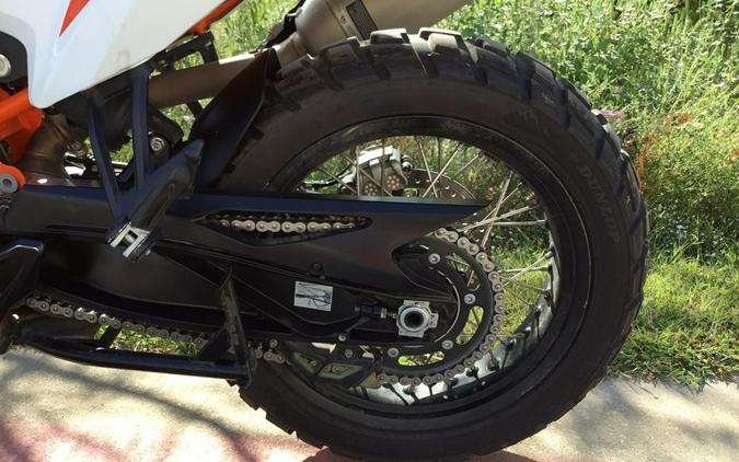 2022 KTM 890 Adventure R