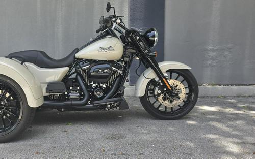 2023 Harley-Davidson Freewheeler