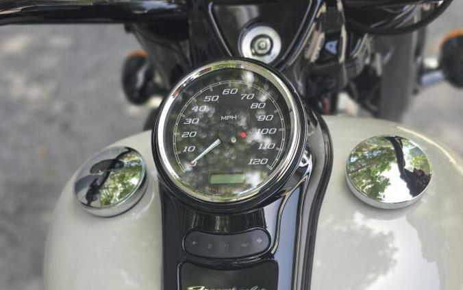 2023 Harley-Davidson Freewheeler