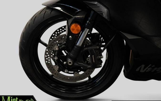 2024 Kawasaki Ninja ZX-4RR KRT