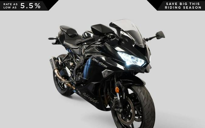 2024 Kawasaki Ninja ZX-4RR KRT