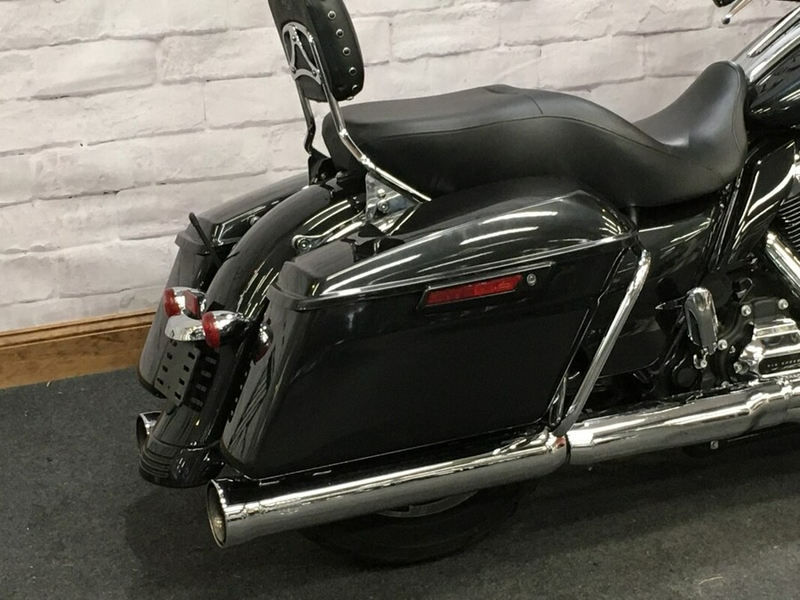 2018 Harley-Davidson Street Glide Black Tempest FLHX