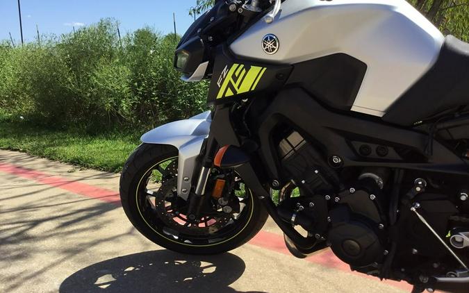 2017 Yamaha FZ-09